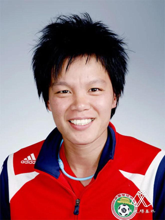 关于玉容飒爽，女足英雄们英姿飒爽的信息